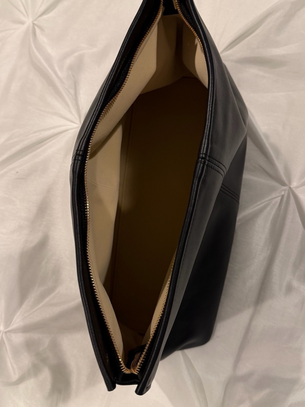 NWOT POELLE Leather Clutch - Sleek Minimal Design - Picture 7 of 11